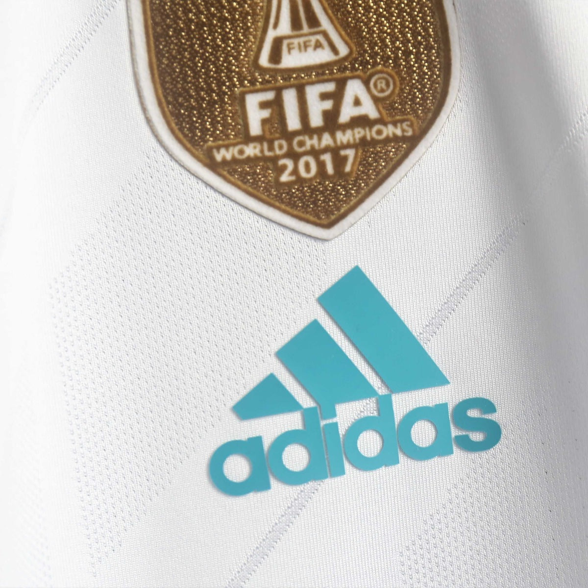 Jersey Real Madrid 2017-18 Local blanco, foto 6 de 7