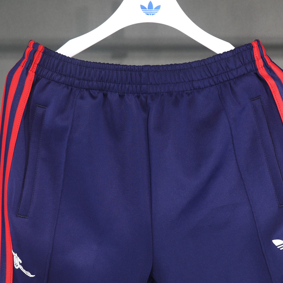 Conjunto Arsenal adidas TRACK TOP Retro 2026 Rojo, foto 3 de 11