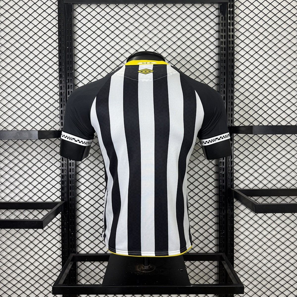 Jersey Santos do Brasil FC 2025-26 Visitante negro, foto 9 de 9