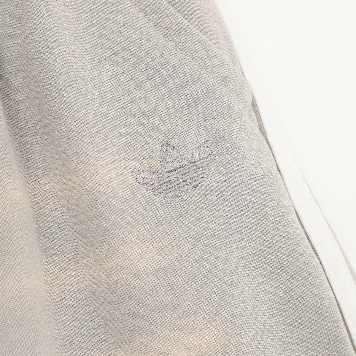 Pants adidas CURVED KNIFE Gris, foto 6 de 9