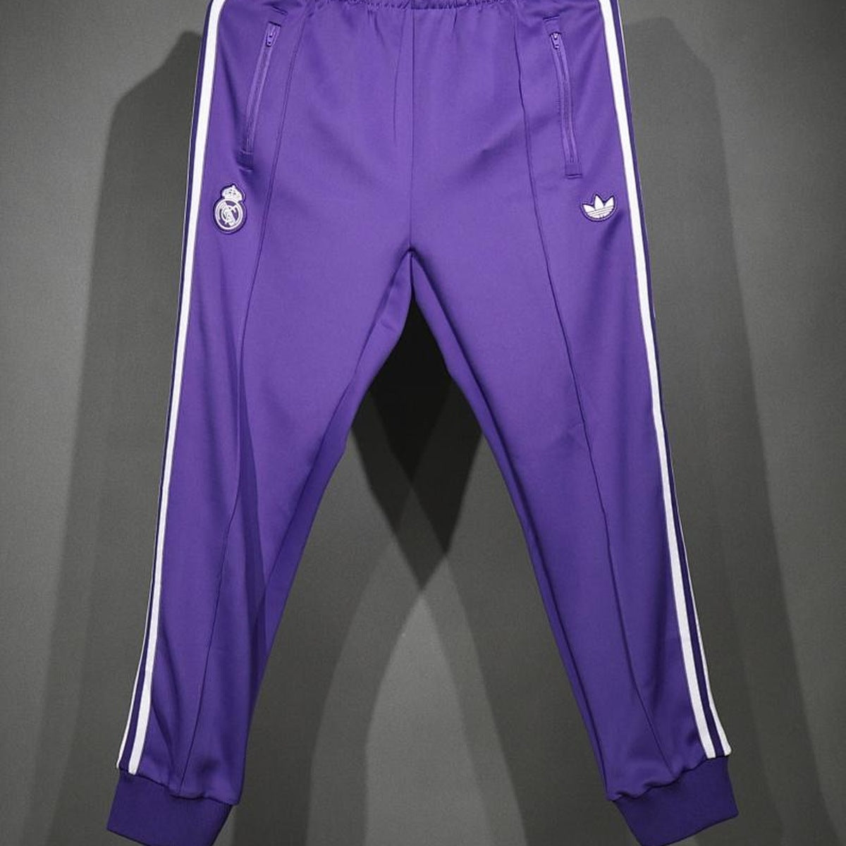 Conjunto Real Madrid adidas Clásico Retro Morado, foto 6 de 13