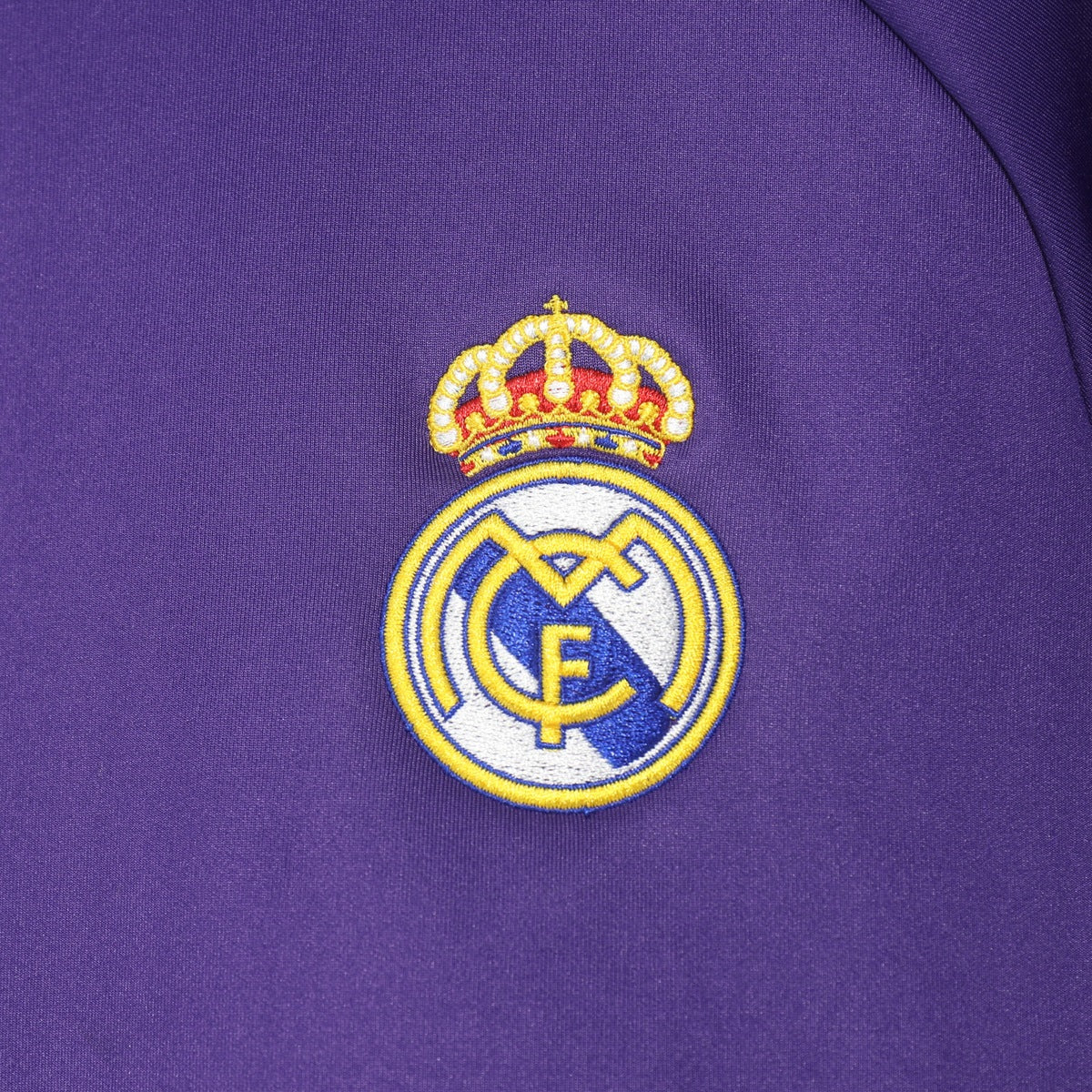 Conjunto Real Madrid adidas Retro 2026 Morado, foto 8 de 10