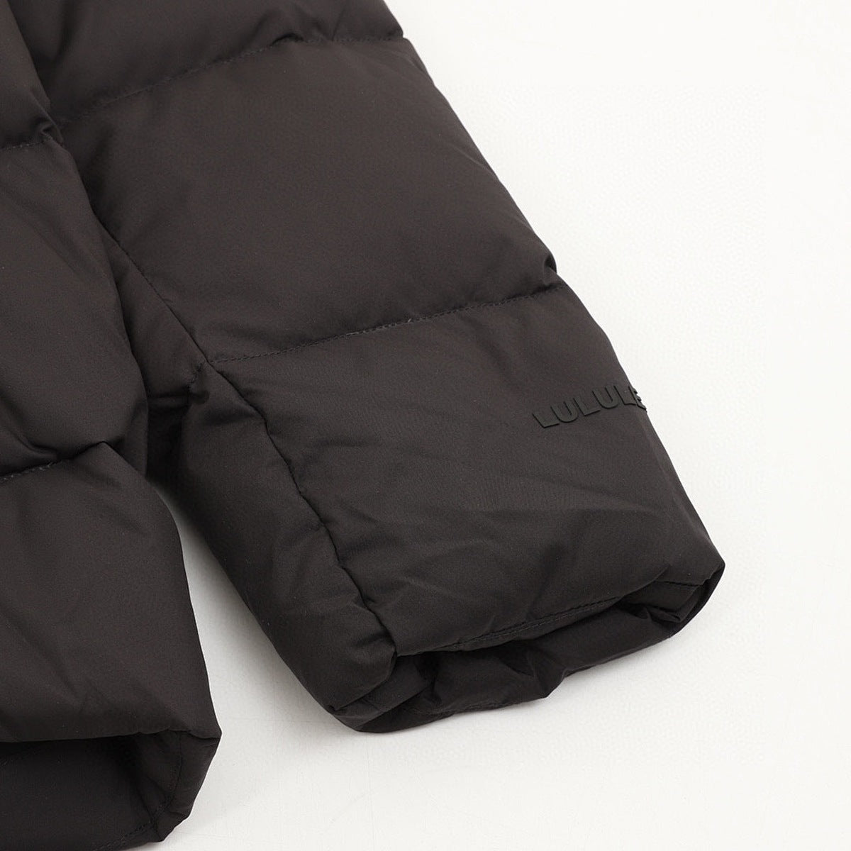 Chamarra lululemon Wunder Puff Negra negro, foto 4 de 9