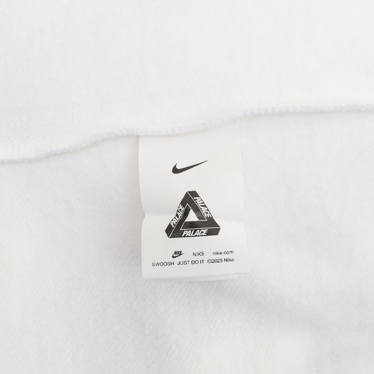 Hoodie Nike Palace Blanco, foto 2 de 9