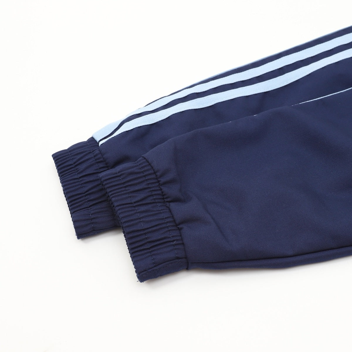 Chamarra adidas adicolor Azul marino, foto 4 de 9