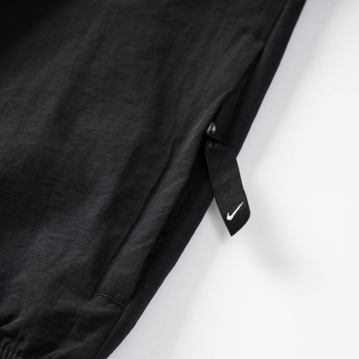 Conjunto Nike Cortavientos Swoosh, foto 12 de 27