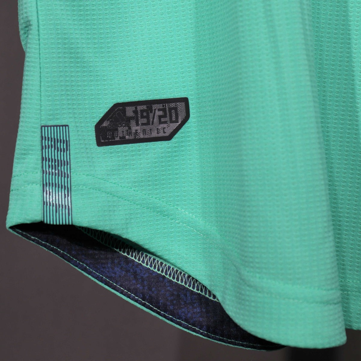 Jersey Real Madrid 2019-20 Tercero verde, foto 8 de 10