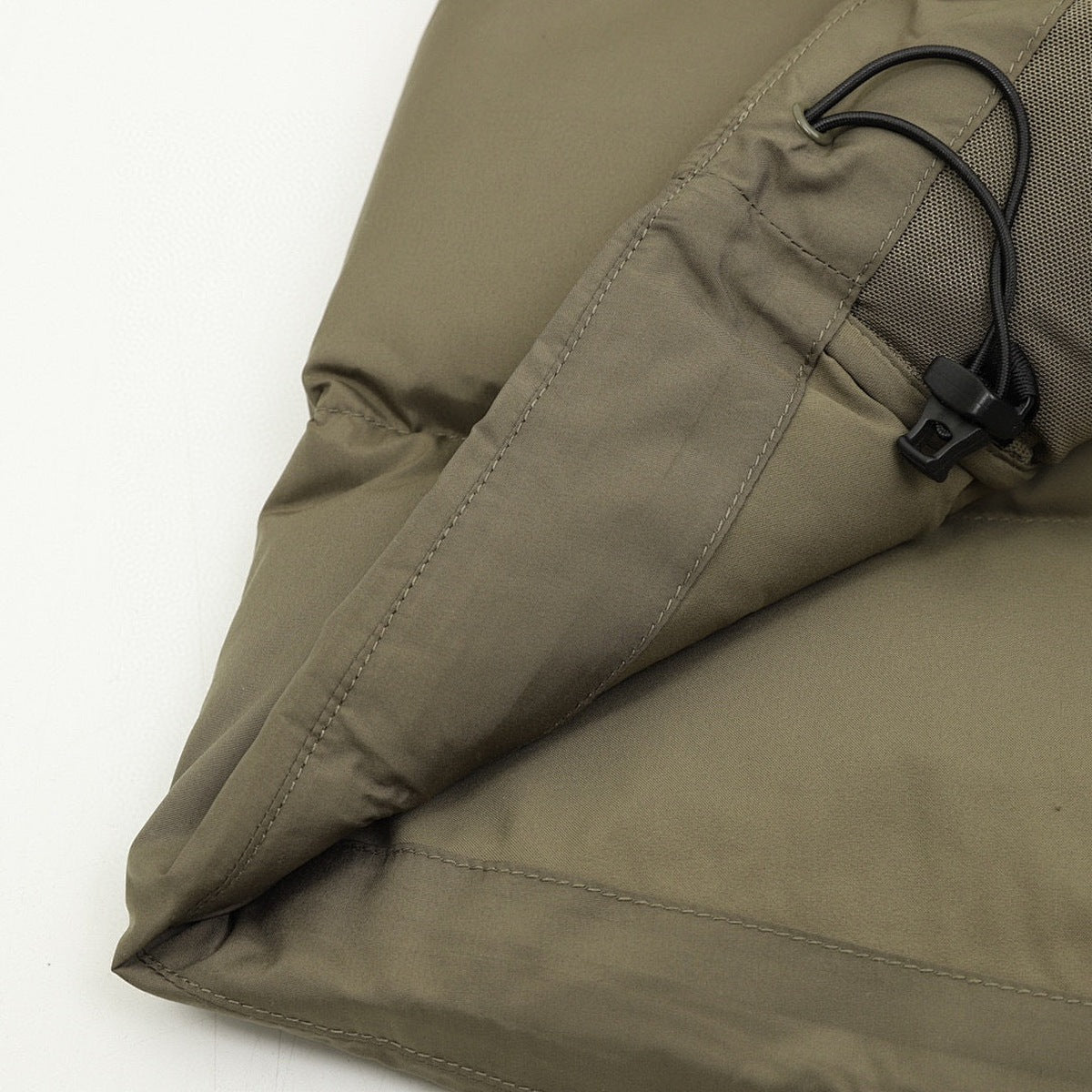 Chamarra lululemon Wunder Puff Verde, foto 5 de 9
