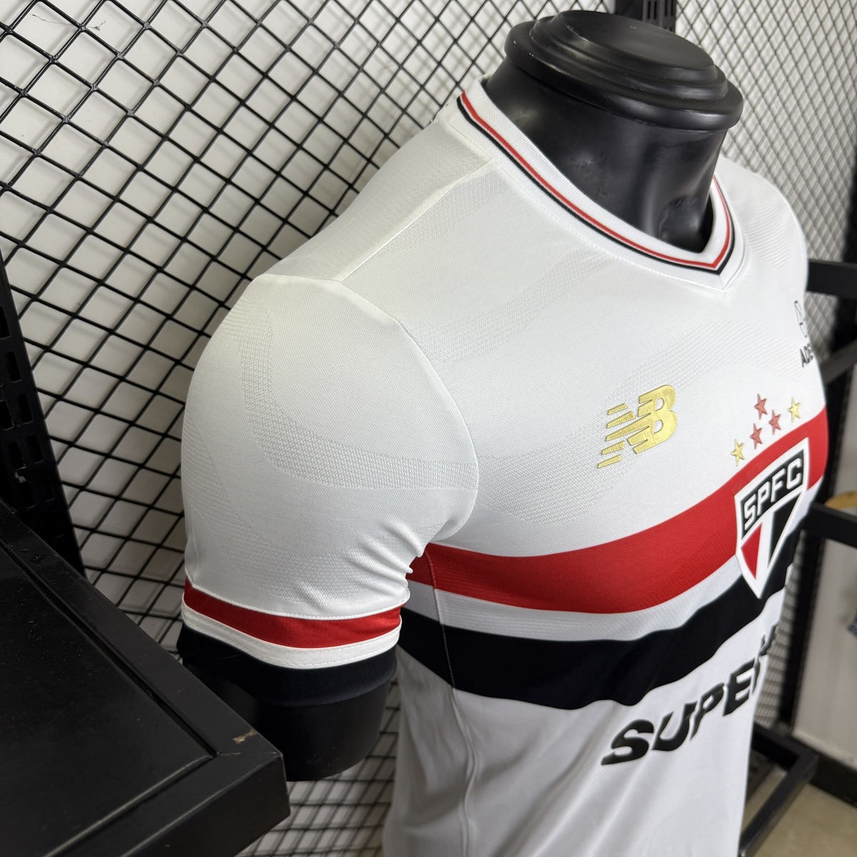Jersey São Paulo 2025-26 Local blanco, foto 15 de 17