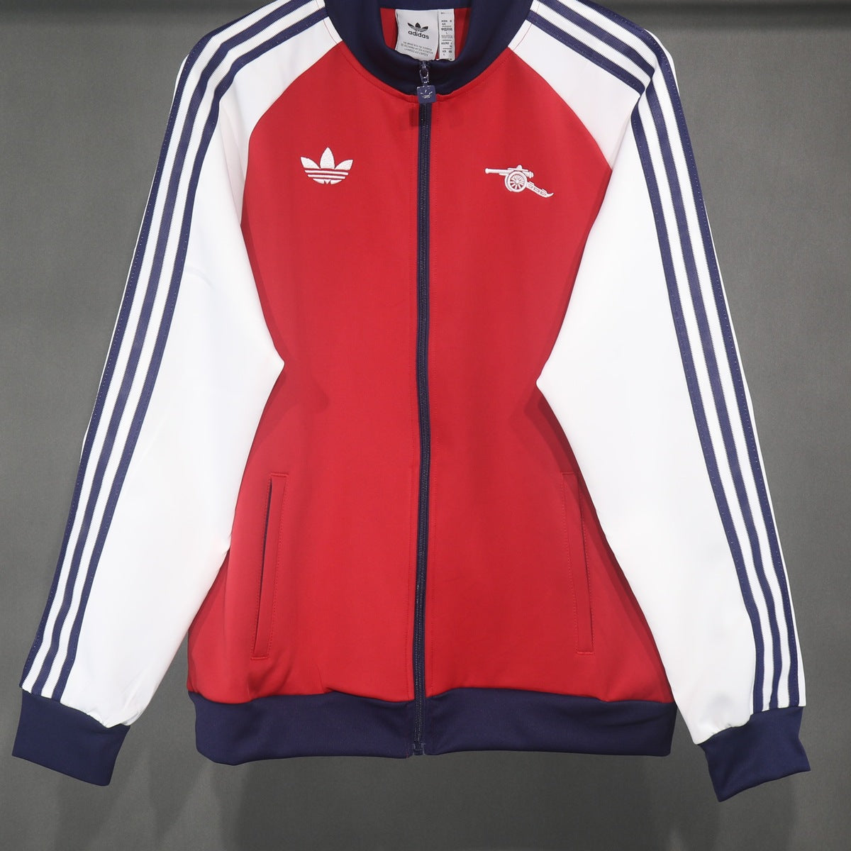Conjunto Arsenal adidas TRACK TOP Retro 2026 Rojo, foto 10 de 11