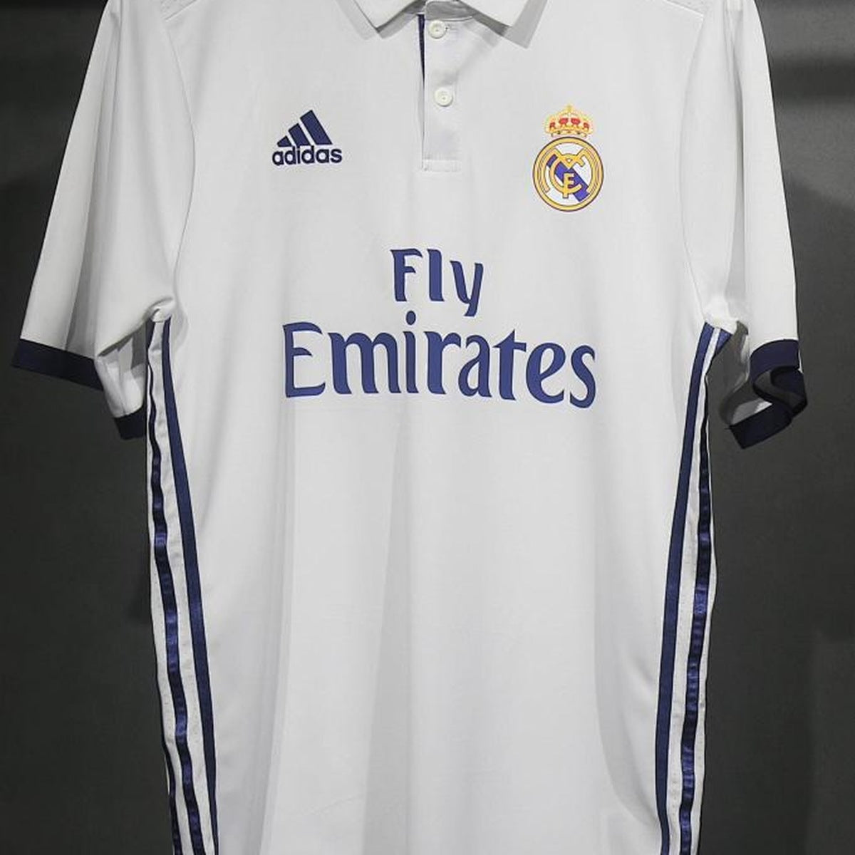 Jersey Real Madrid 2016-17 Local blanco, foto 12 de 12