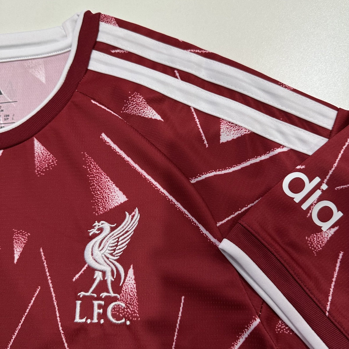 Jersey Liverpool 2026-27 Local rojo, foto 16 de 16