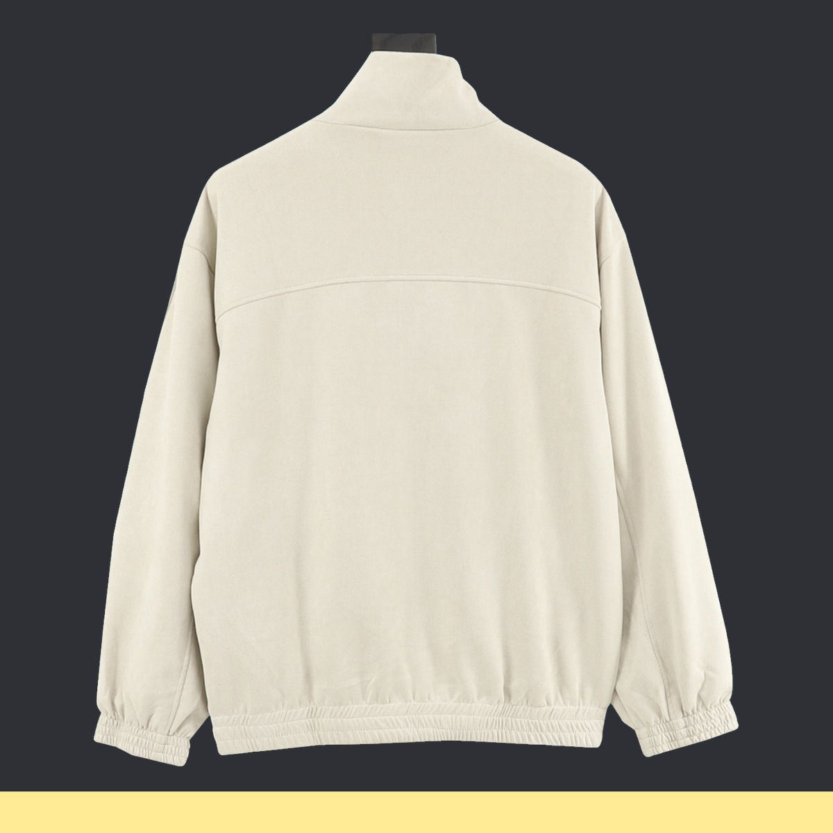 Chamarra adidas Tang Año Nuevo Chino crema, vista de espalda