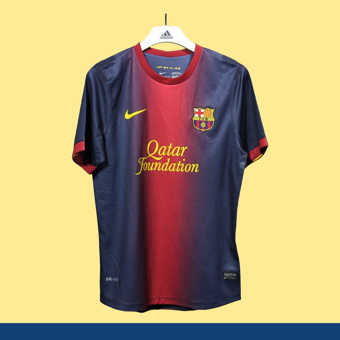 Jersey FC Barcelona 2012-13 Local azul marino, foto 1 de 11