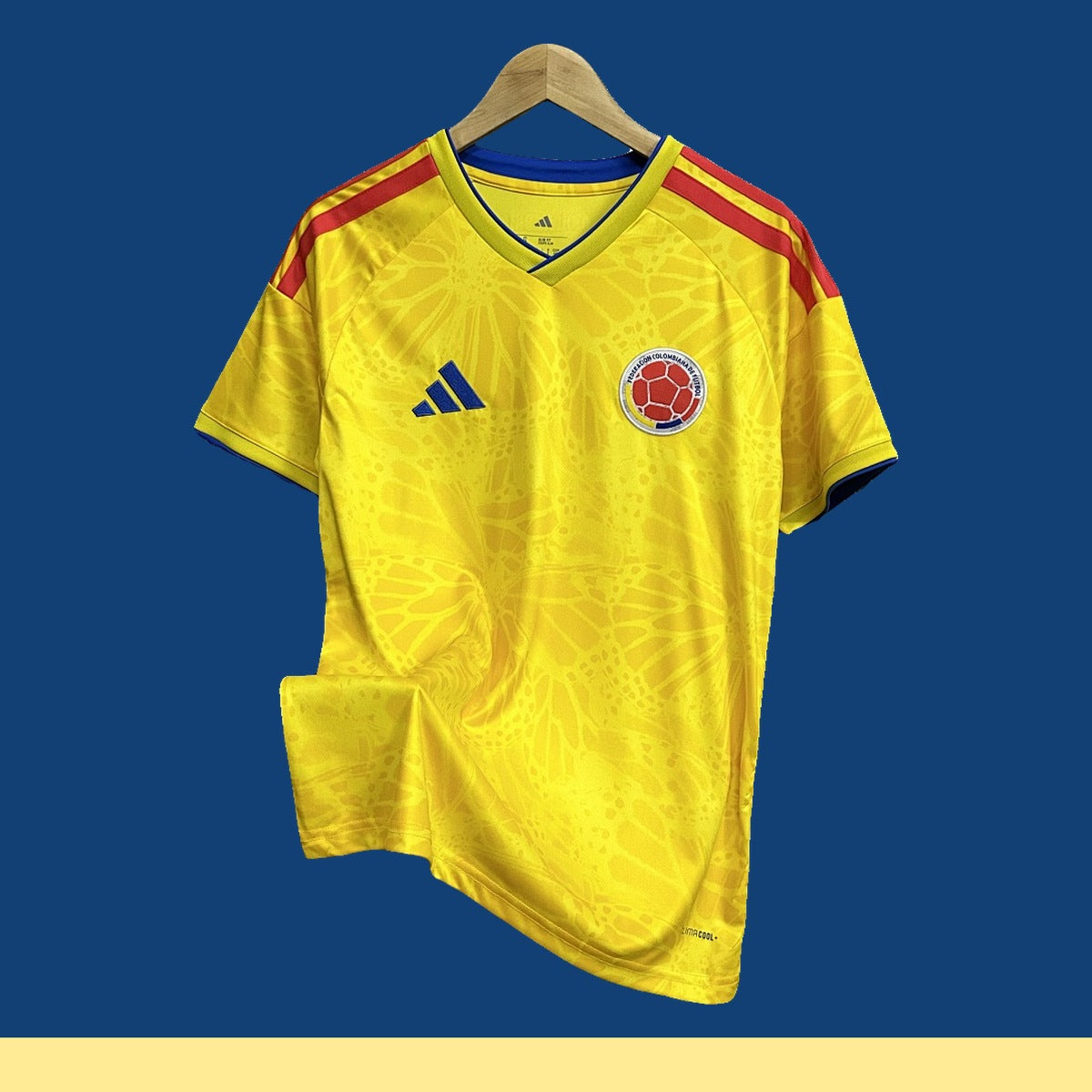Jersey Colombia 2026 Local amarillo, foto 1 de 9