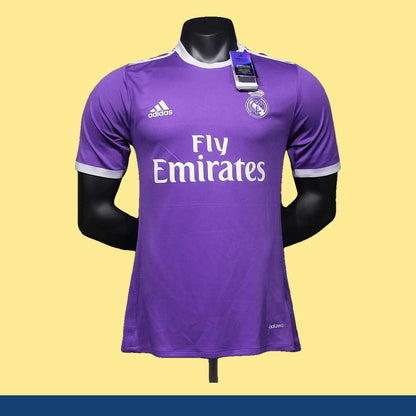 Jersey Real Madrid 2016-17 Visitante morado, foto 1 de 9