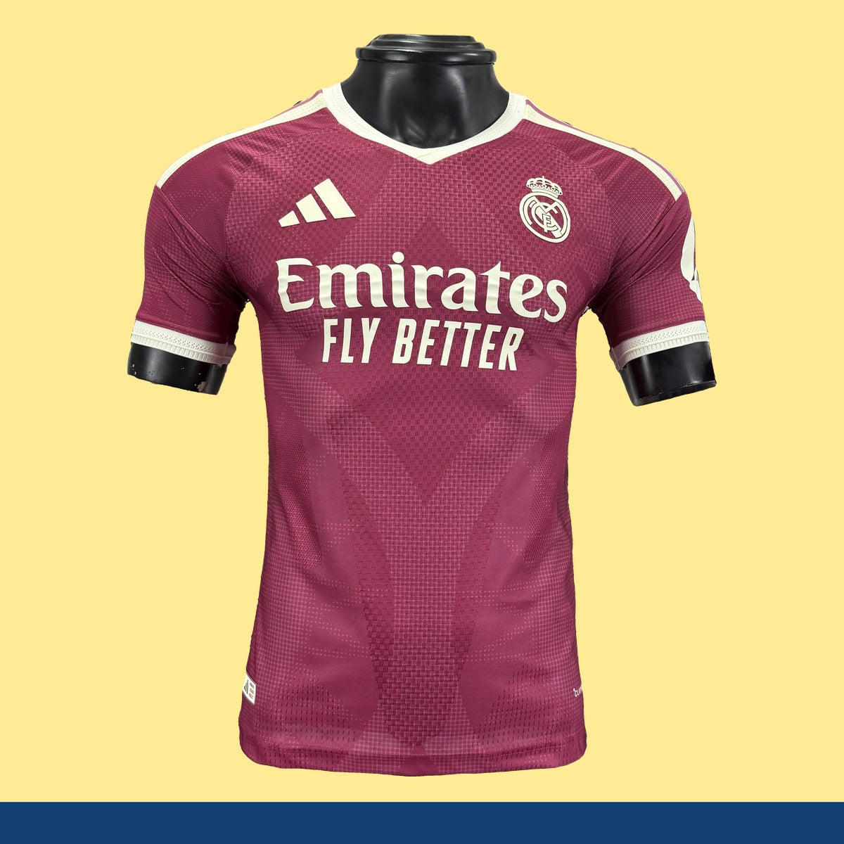 Jersey Real Madrid 2026-27 Tercero rojo, foto 1 de 10
