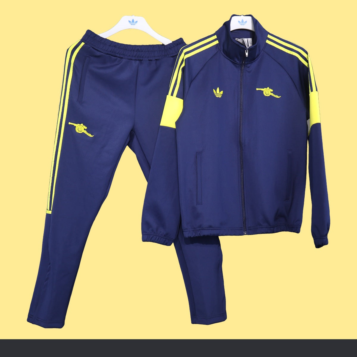 Conjunto Arsenal adidas Lifestyler 2025-26 Azul Marino, foto 1 de 9