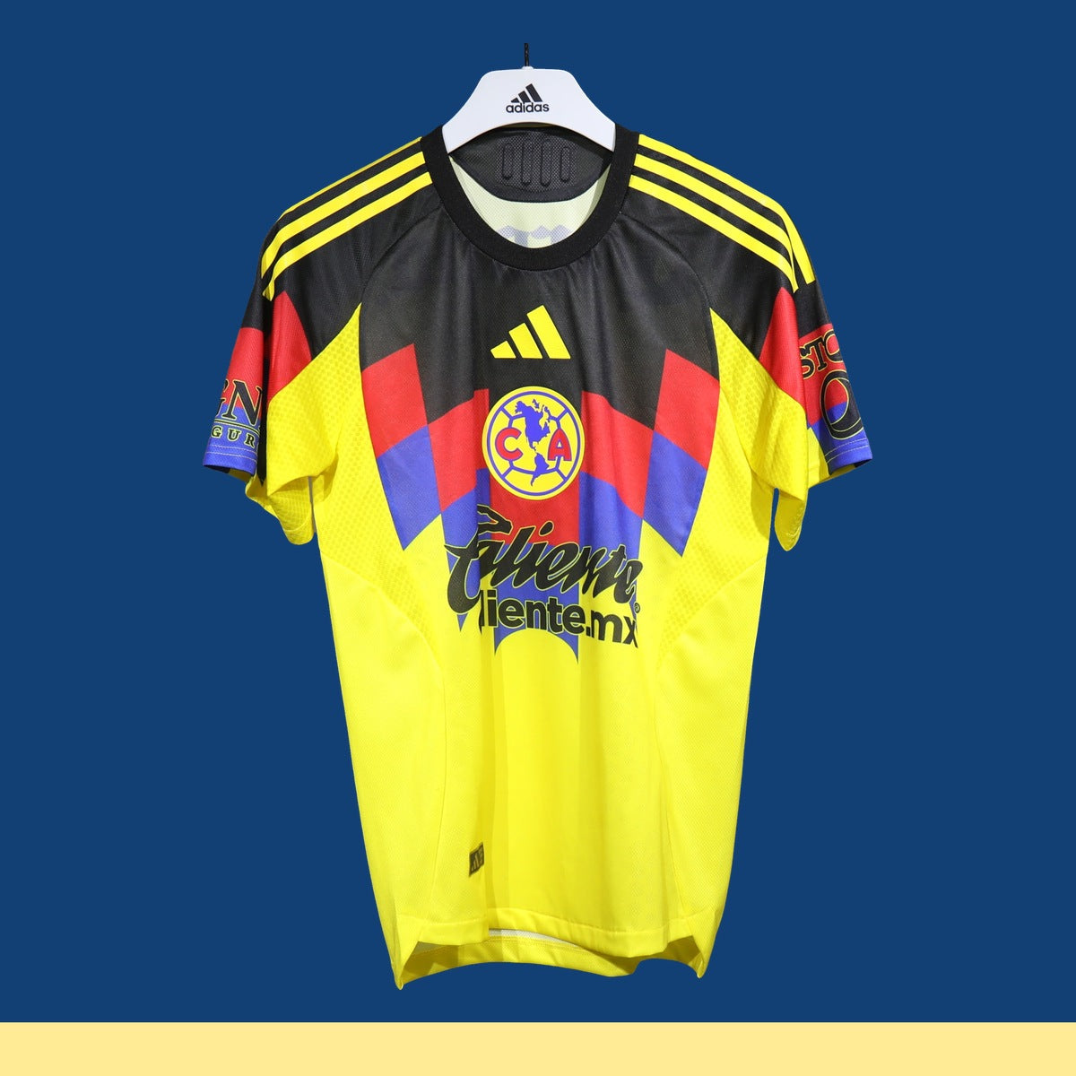 Jersey América 2025-26 Local amarillo, foto 1 de 5