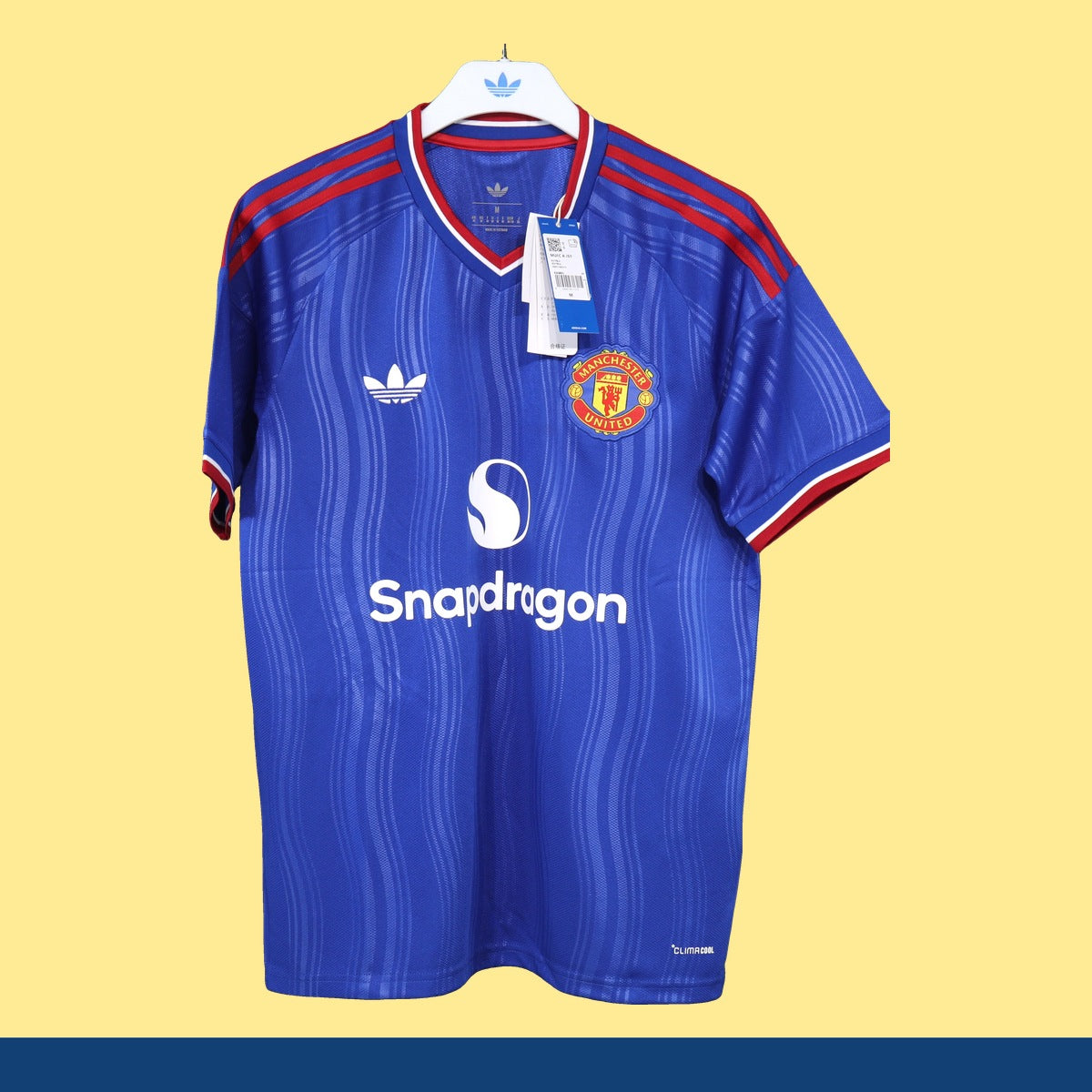 Jersey Manchester United 2026-27 Visitante azul, foto 1 de 6