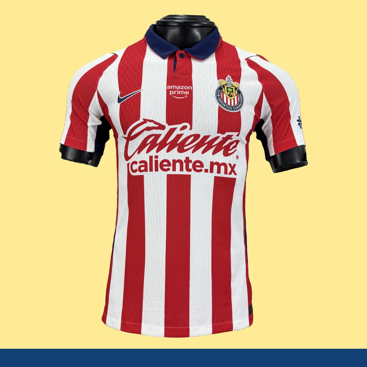 Jersey Chivas Guadalajara 2026-27 Local rojo, foto 1 de 9