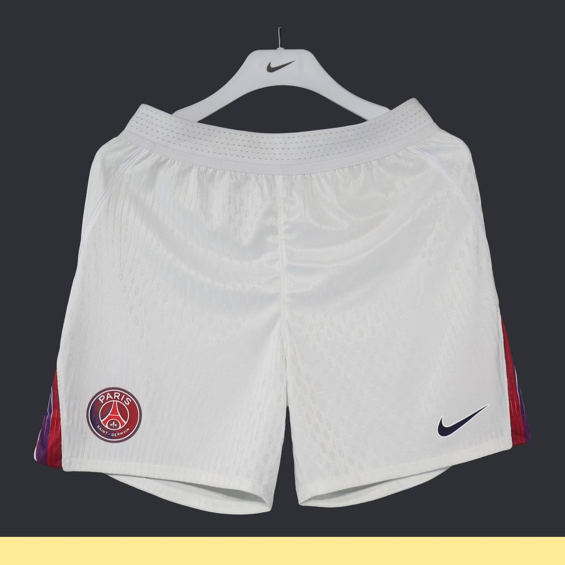 Short Paris Saint Germain Nike 2026 Visitante blanco, foto 1 de 4