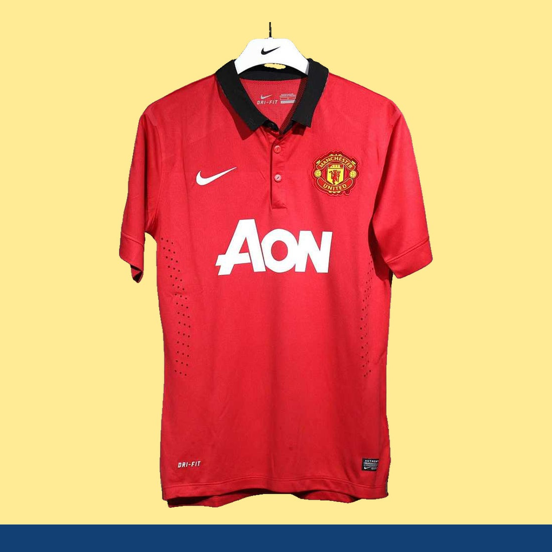 Jersey Manchester United 2013-14 Local rojo, foto 1 de 10