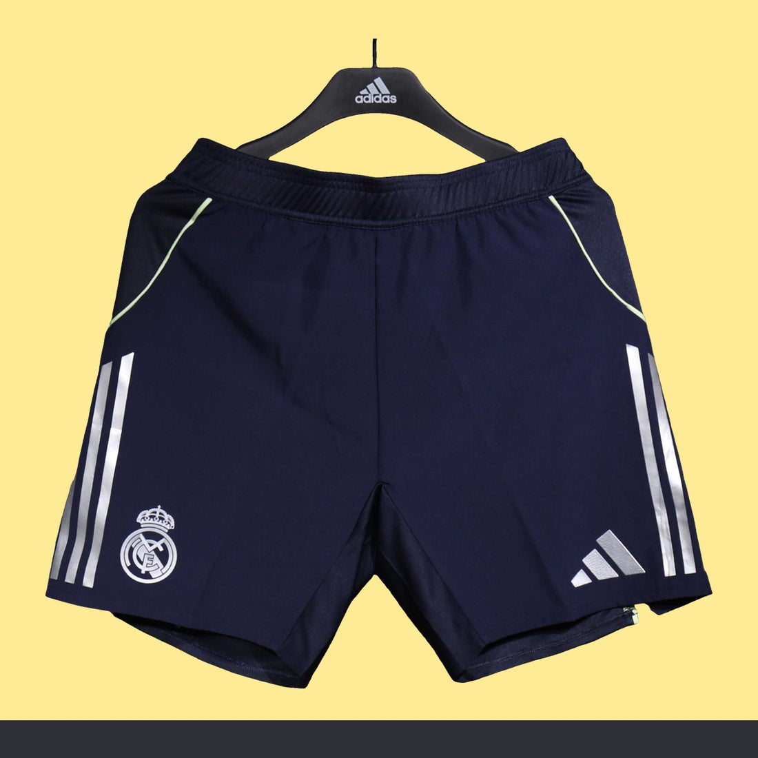 Short Real Madrid adidas 2025 Visitante azul marino, foto 1 de 5