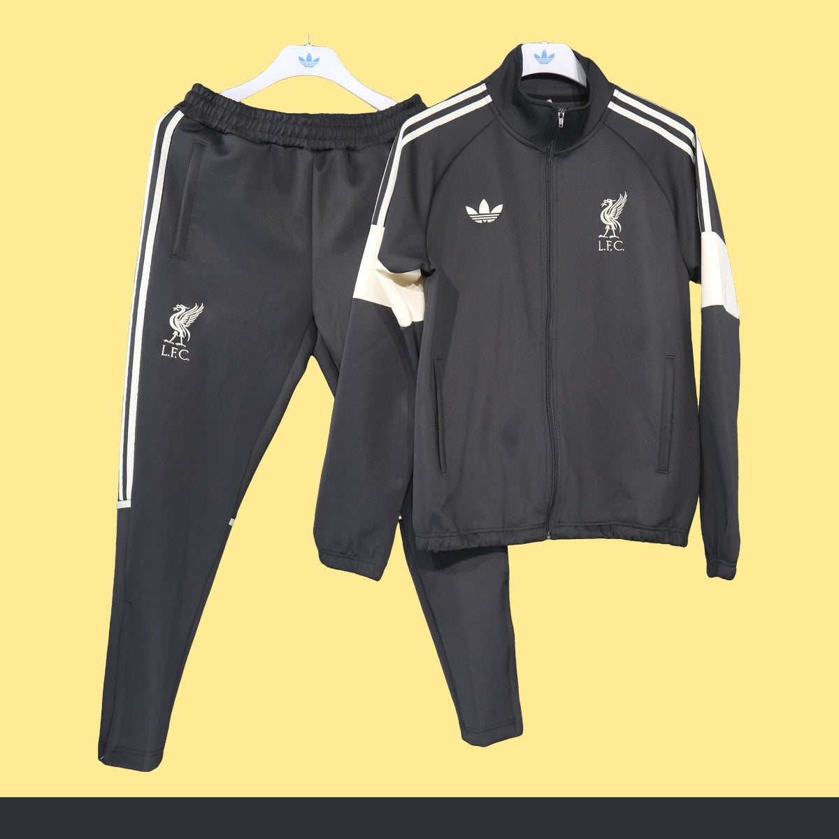 Conjunto Liverpool adidas Retro 2026 Negro, foto 1 de 8