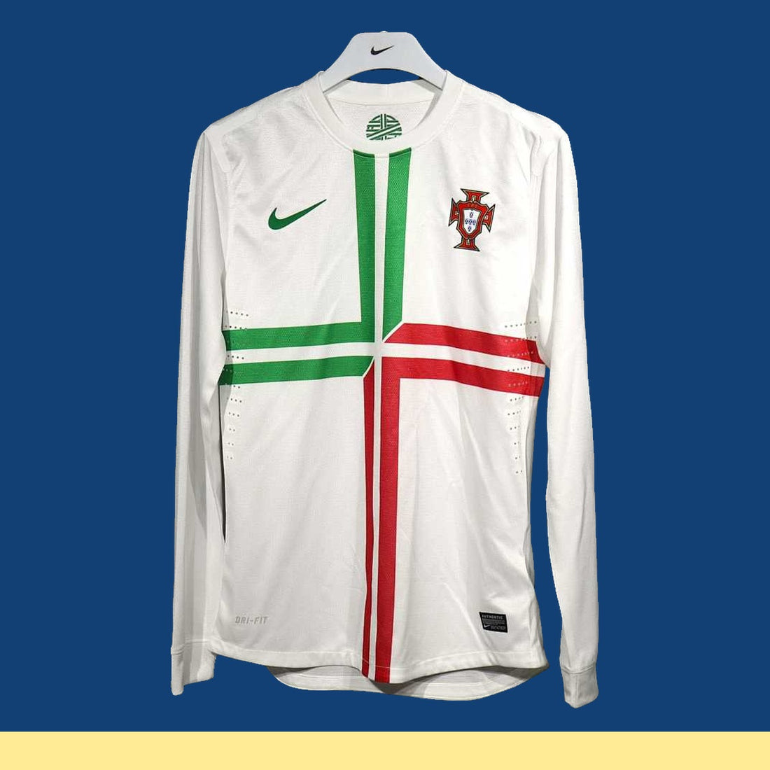 Jersey Portugal 2012 Visitante blanco, foto 1 de 7