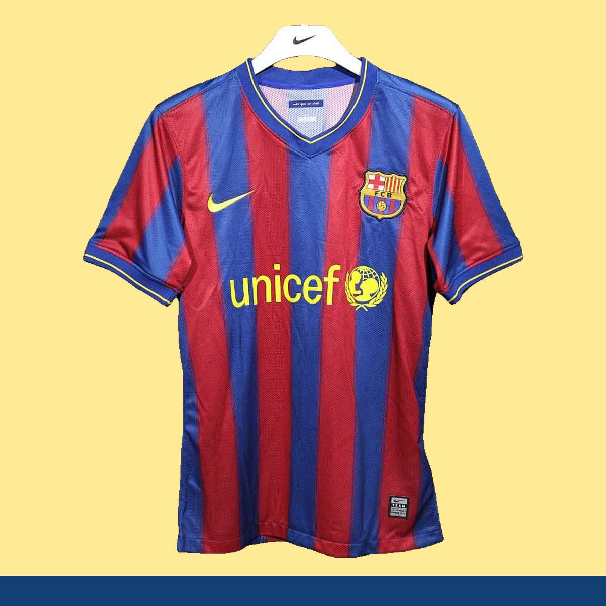 Jersey FC Barcelona 2009-10 Local rojo, foto 1 de 6