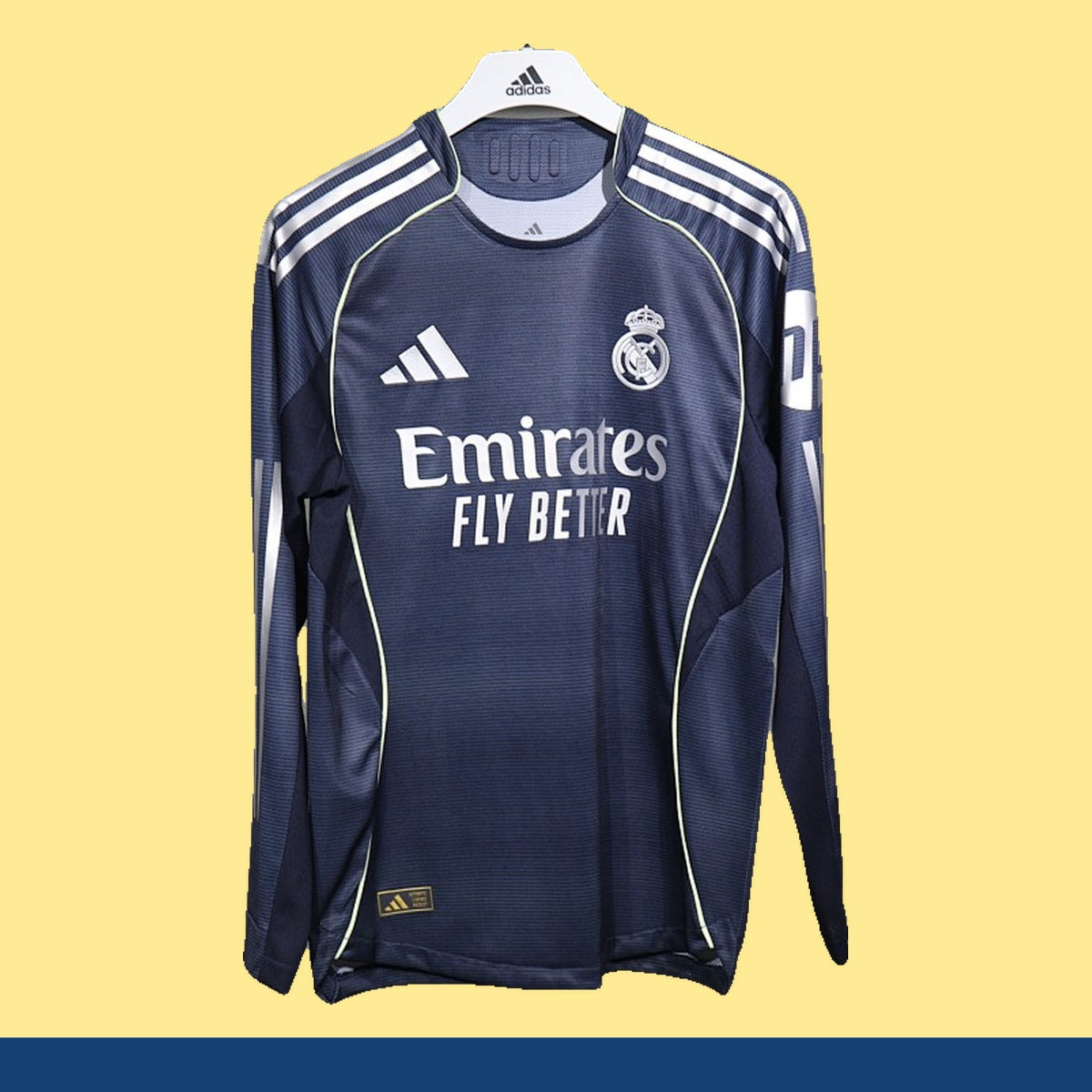 Jersey Real Madrid 2025-26 Visitante azul marino, foto 1 de 6