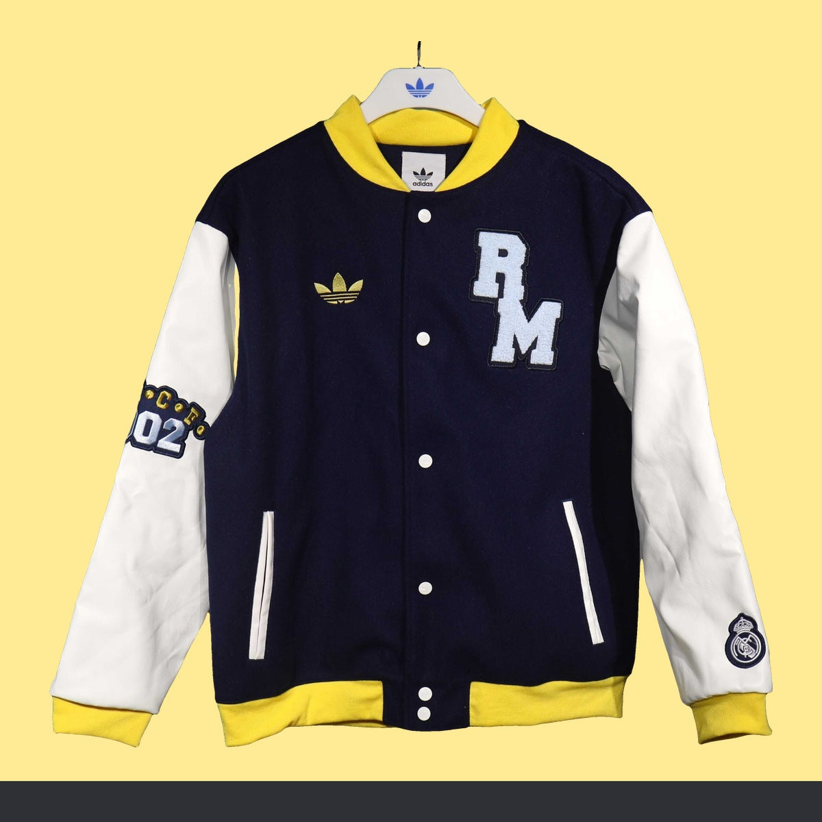 Chamarra Real Madrid adidas VRCT Azul marino, foto 1 de 11