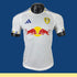 Jersey Leeds United 2025-26 Local blanco, foto 1 de 9