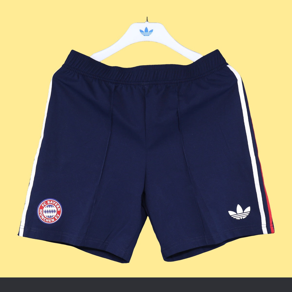 Short Bayern Múnich adidas 2026 Visitante azul marino, foto 1 de 6