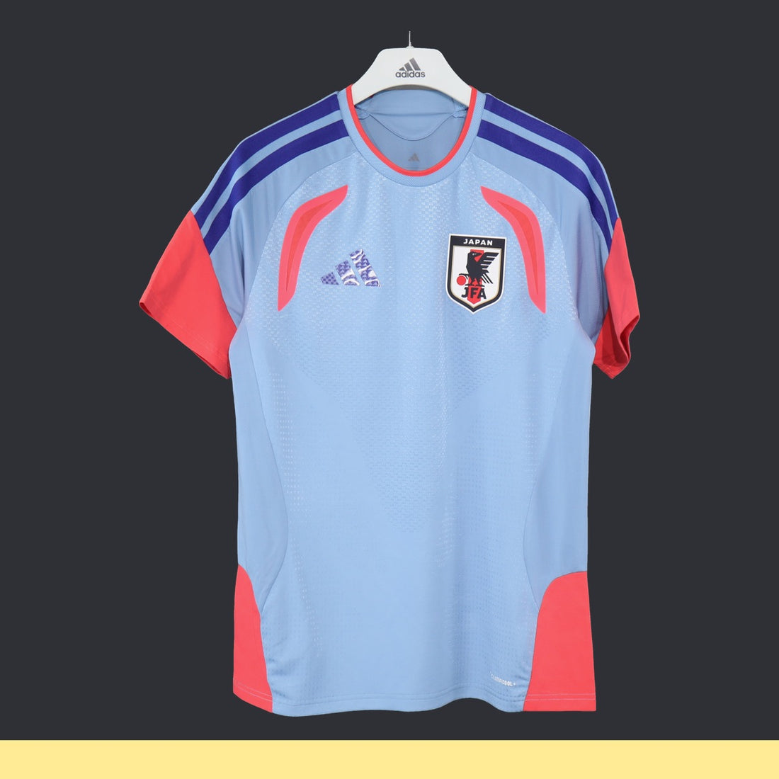 Playera de Entrenamiento Japón adidas 2026 Azul, foto 1 de 7
