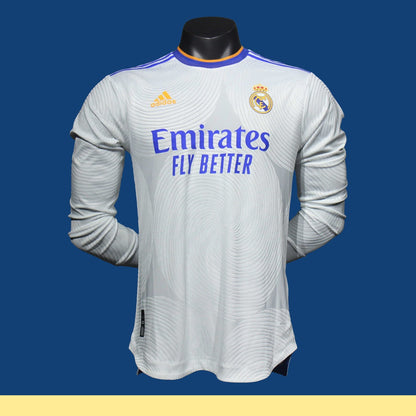 Jersey Real Madrid 2021-22 Local blanco, foto 1 de 10