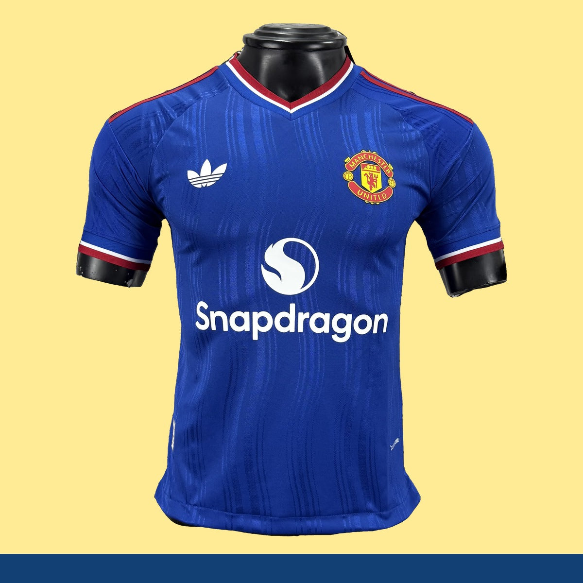 Jersey Manchester United 2026-27 Visitante azul, foto 1 de 9