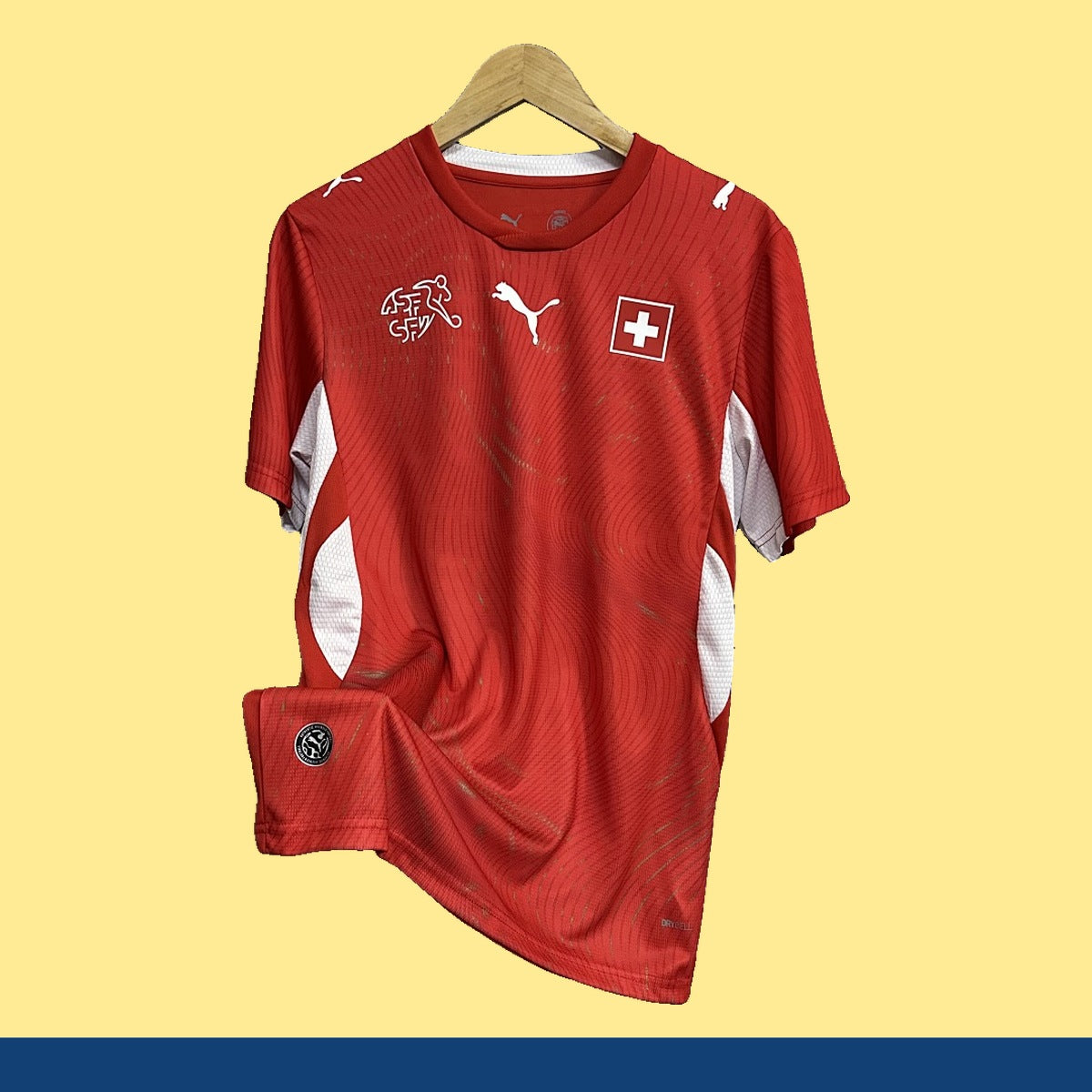 Jersey Suiza 2026 Local rojo, foto 1 de 9