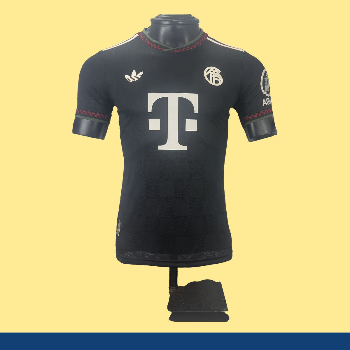 Jersey Bayern Múnich 2025-26 Tercero negro, foto 1 de 11