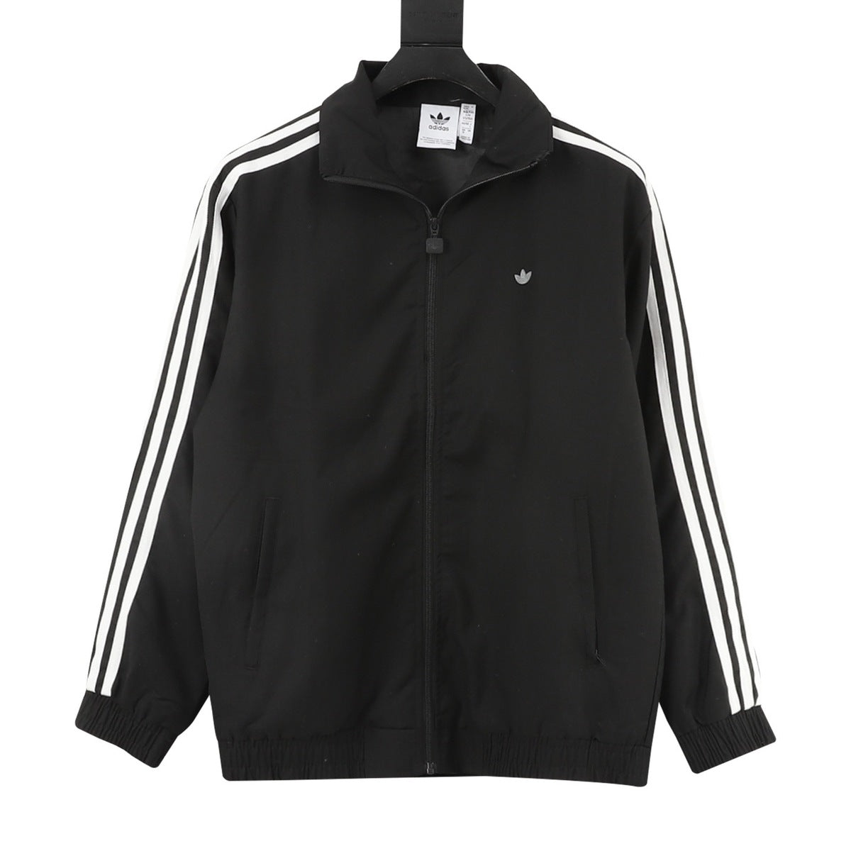Chamarra adidas adicolor Negra negro, foto 1 de 8