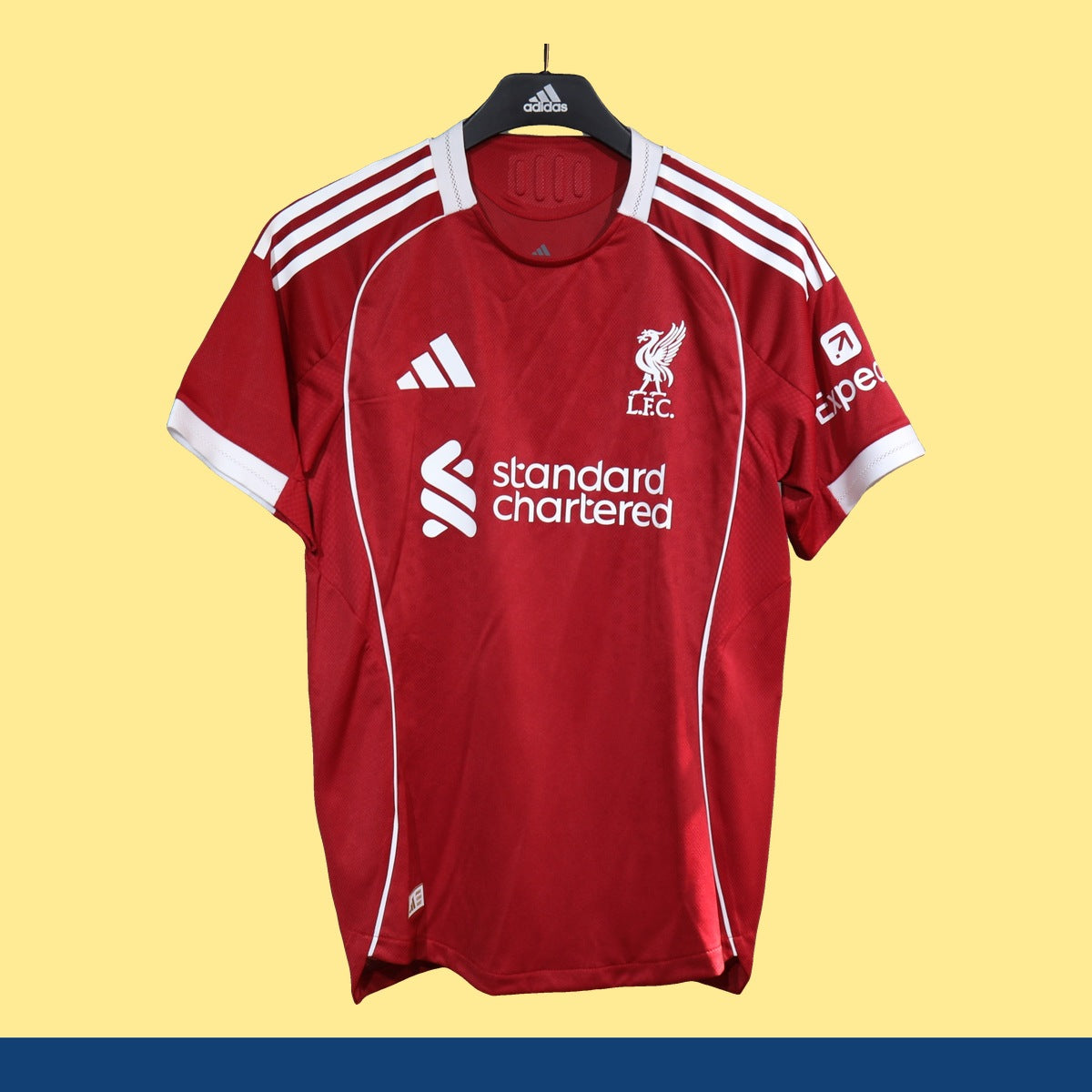 Jersey Liverpool 2025-26 Local rojo, foto 1 de 5