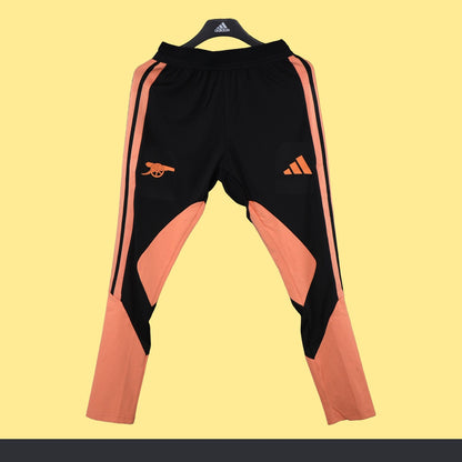 Pants de Entrenamiento Arsenal adidas 2026 Negro, foto 1 de 2