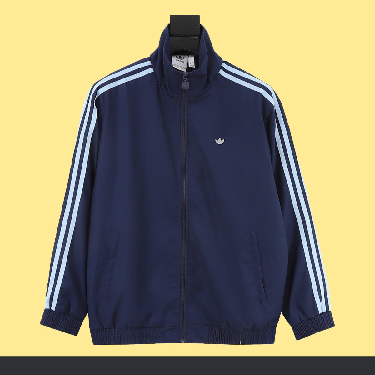 Chamarra adidas adicolor Azul marino, foto 1 de 9