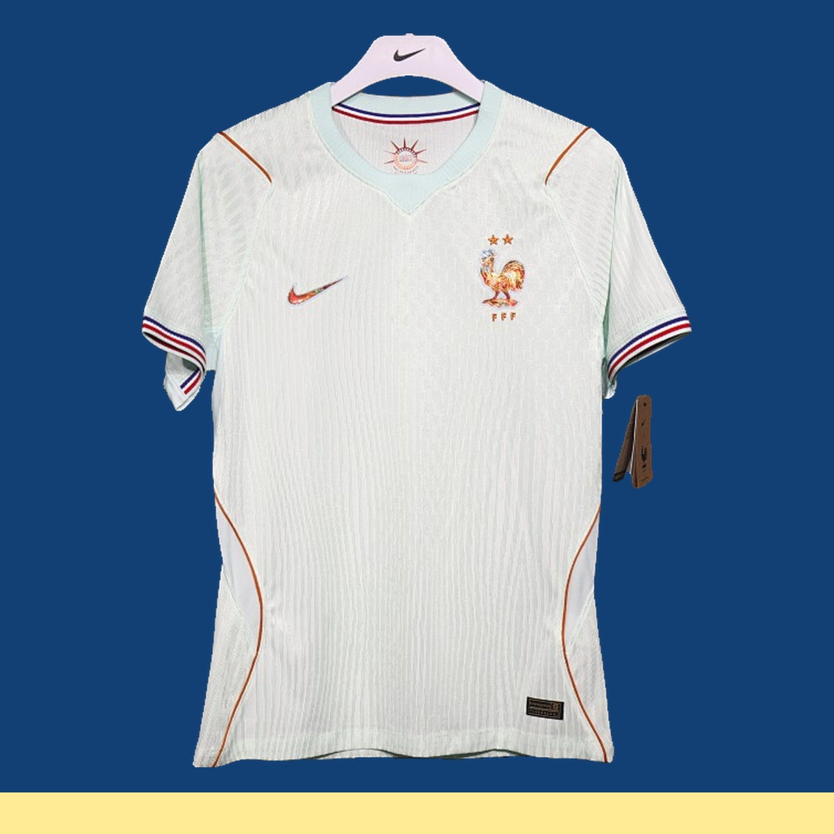 Jersey Francia 2026 Visitante blanco, foto 1 de 9