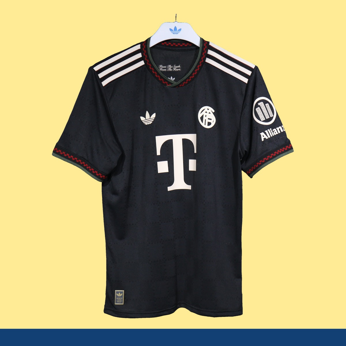 Jersey Bayern Múnich 2025-26 Tercero negro, foto 1 de 9