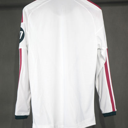 Jersey Real Madrid 2026-27 Local blanco, foto 2 de 9