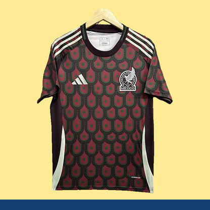 Jersey México 2024 Local rojo, foto 1 de 6