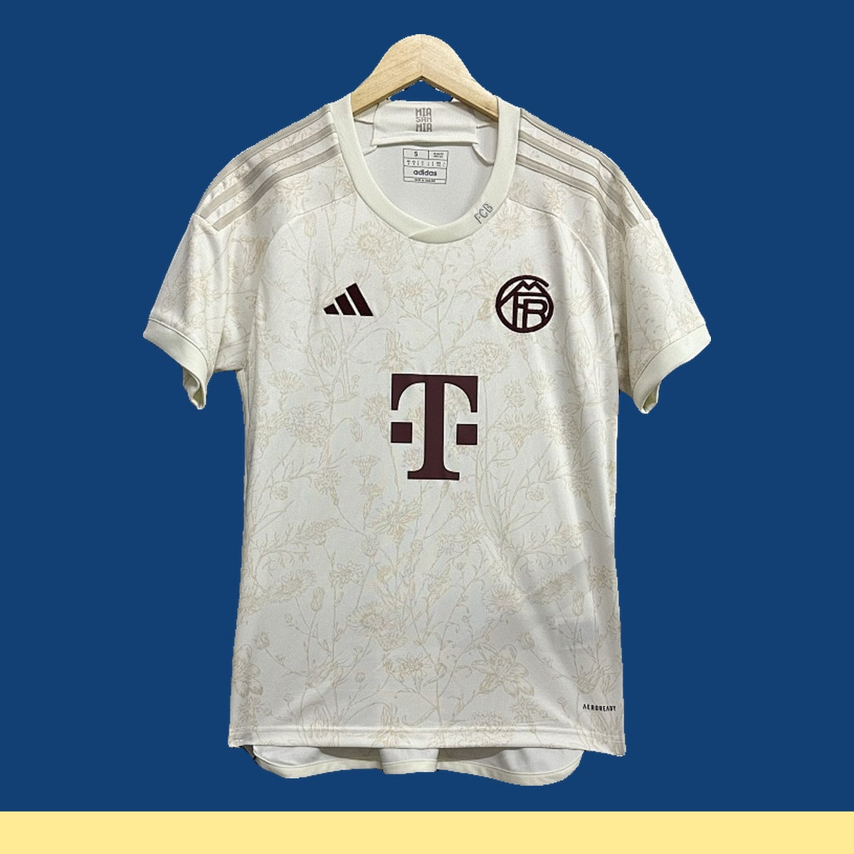 Jersey Bayern Múnich 2023-24 Tercero blanco, foto 1 de 8