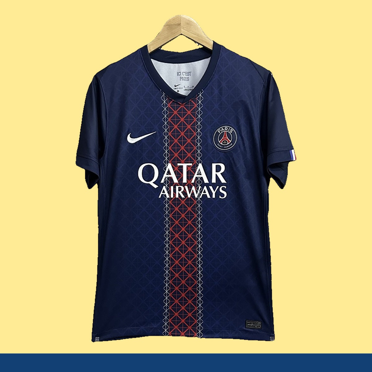 Jersey Paris Saint-Germain 2025-26 Local azul marino, foto 1 de 6